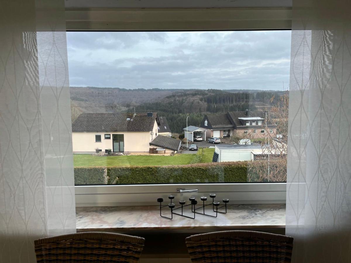 Wohnung Mit Panoramablick Gerolstein Esterno foto