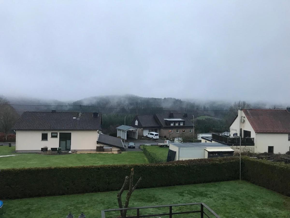 Wohnung Mit Panoramablick Gerolstein Esterno foto