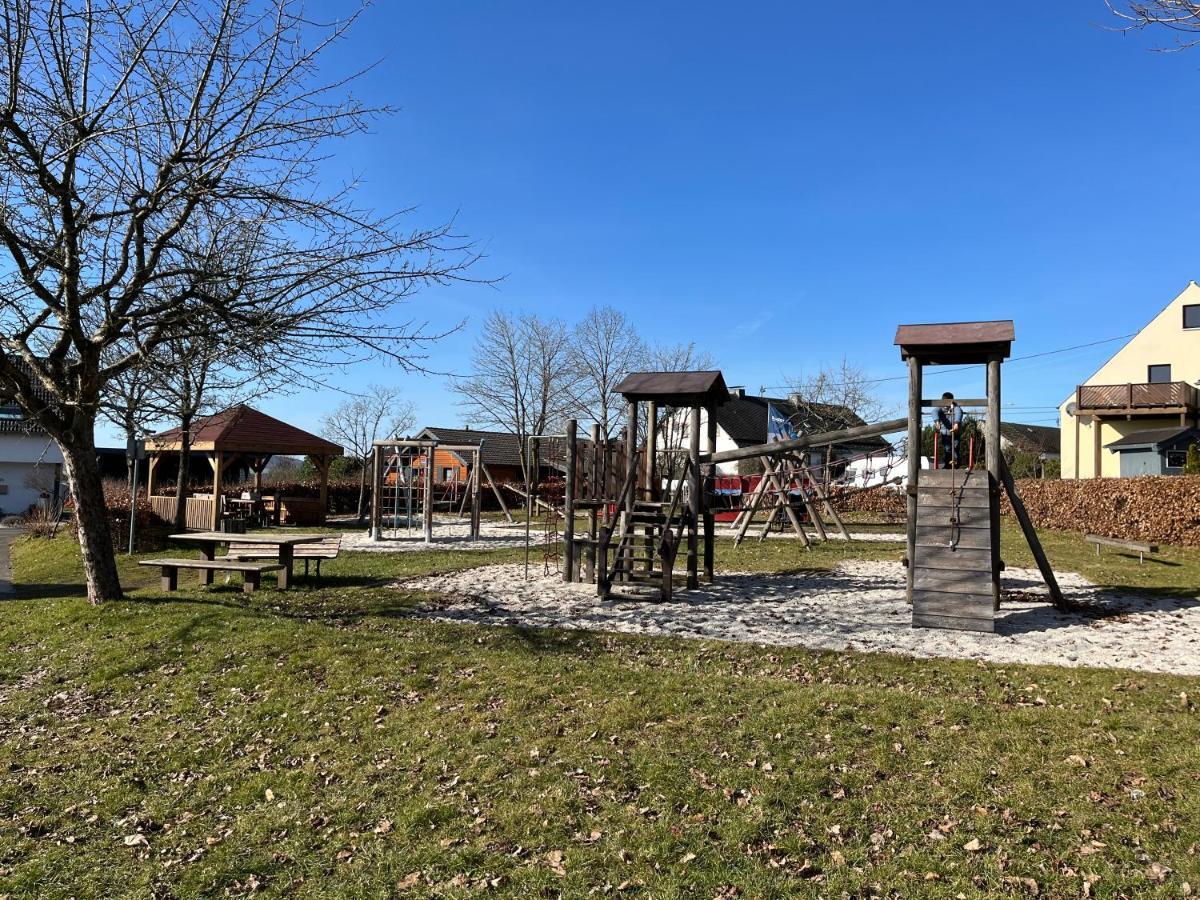 Wohnung Mit Panoramablick Gerolstein Esterno foto